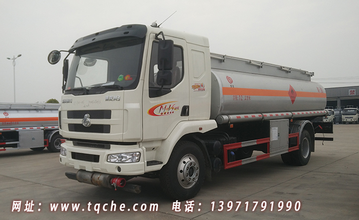 東風(fēng)柳汽乘龍M3加油車(chē)