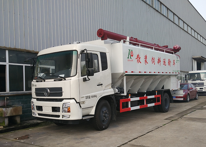 東風(fēng)天錦散裝飼料運(yùn)輸車