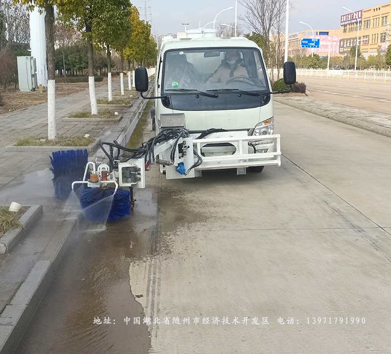 路沿石清洗車即馬路牙子清洗車